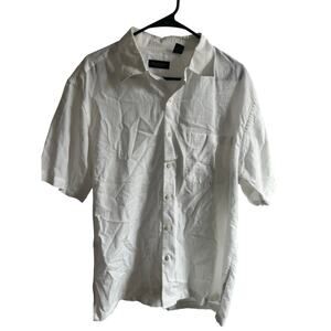Van Heusen White Short Sleeve Men’s Button Up Shirt Large